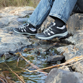 Exploring the Outdoors: How to Choose the Right Outdoor Shoes for You